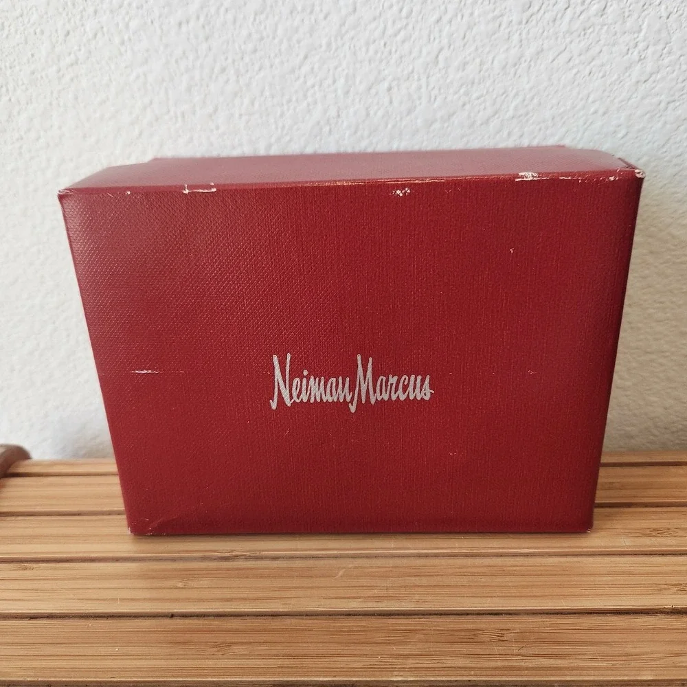VTG Red Gray Neiman Marcus Christmas Small Gift‎ Box With Original Tissue Paper